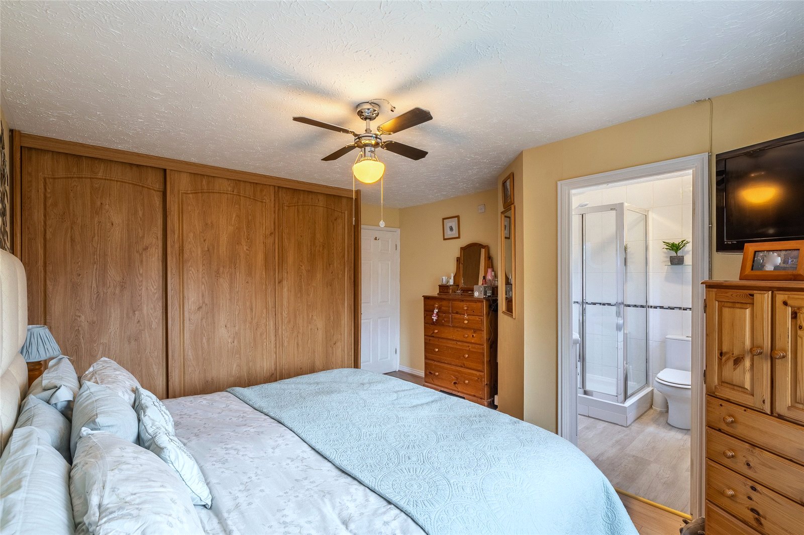 Oval Close, St. Georges, Telford, TF2 - DB Roberts