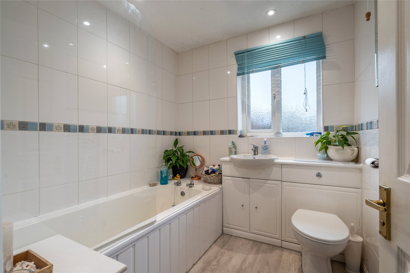 Oval Close, St. Georges, Telford, TF2 - DB Roberts