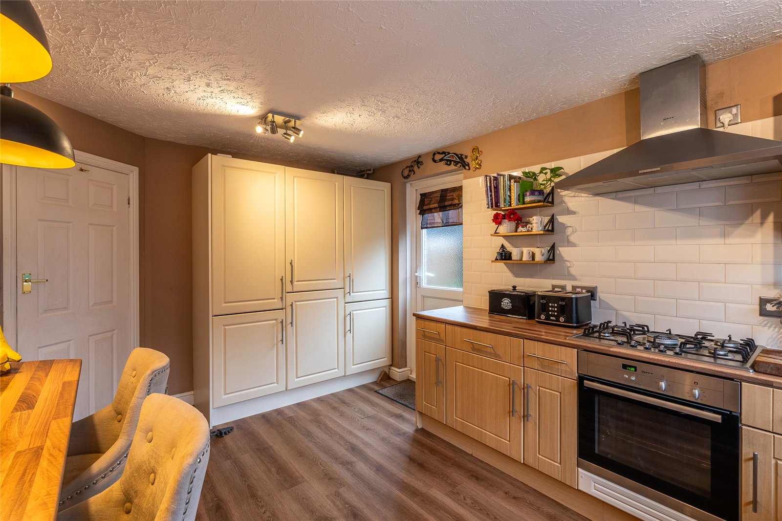 Oval Close, St. Georges, Telford, TF2 - DB Roberts