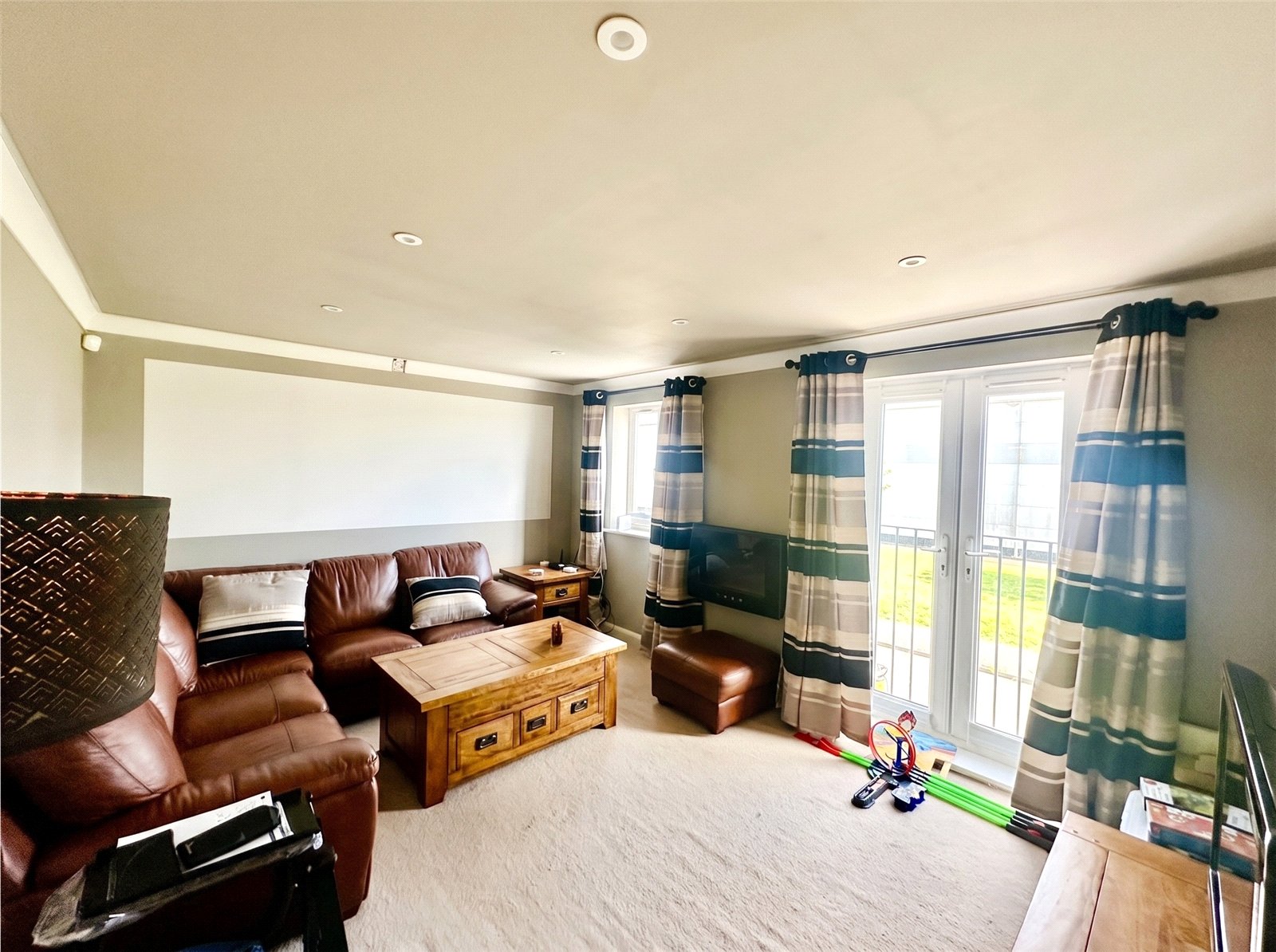 Greenock Crescent, Parkfields, Wolverhampton, WV4 - DB Roberts