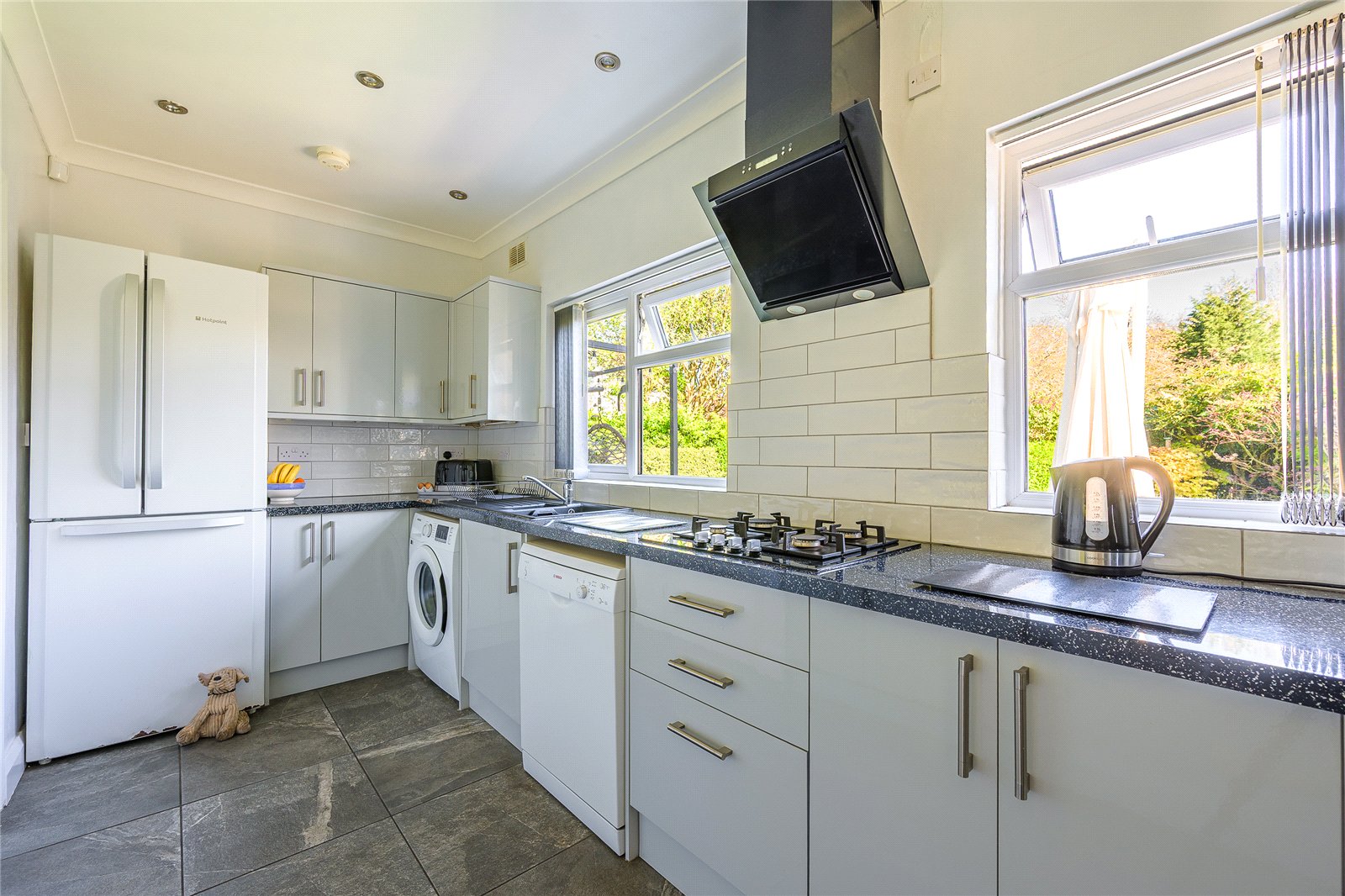 Finchfield Lane, Finchfield, Wolverhampton, WV3 - DB Roberts