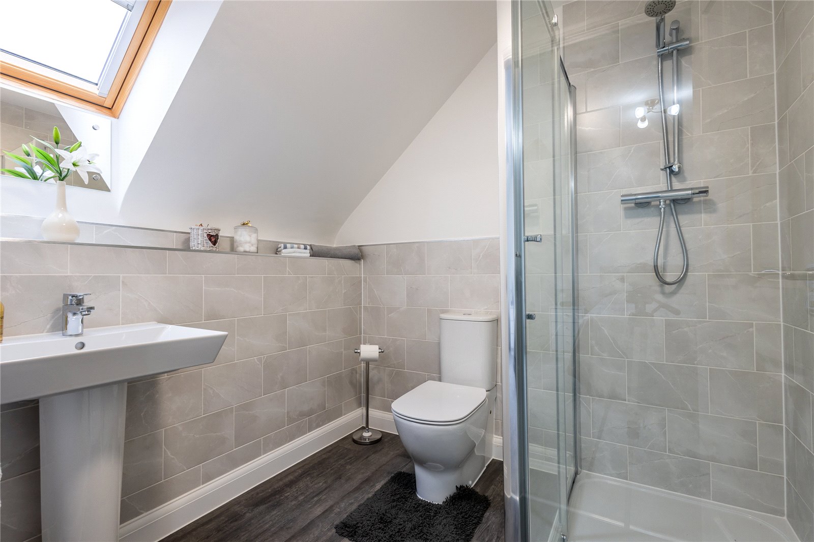 Jackson Drive, Doseley, Telford, TF4 - DB Roberts