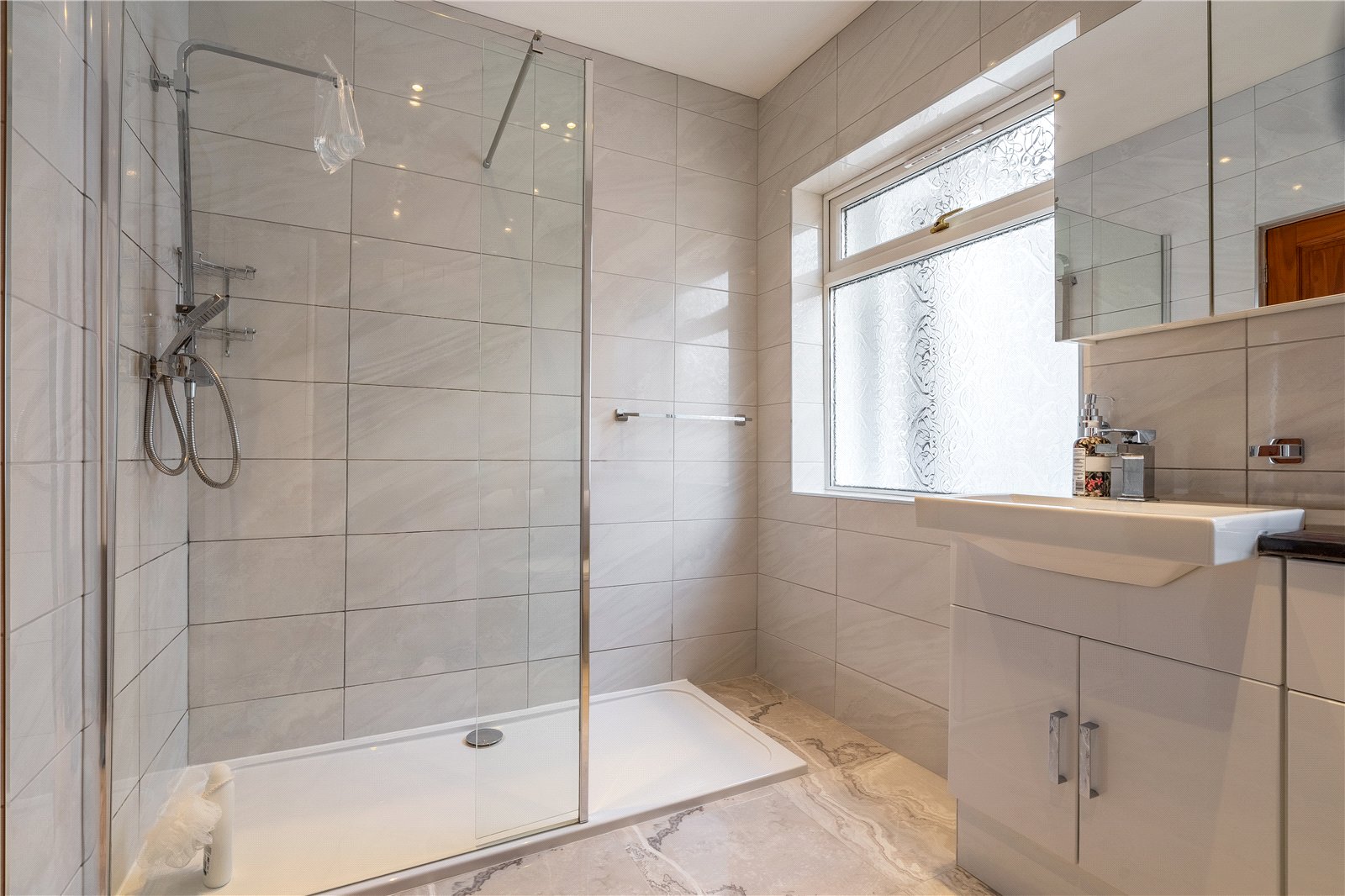 Windsor Avenue, Penn, Wolverhampton, WV4 - DB Roberts