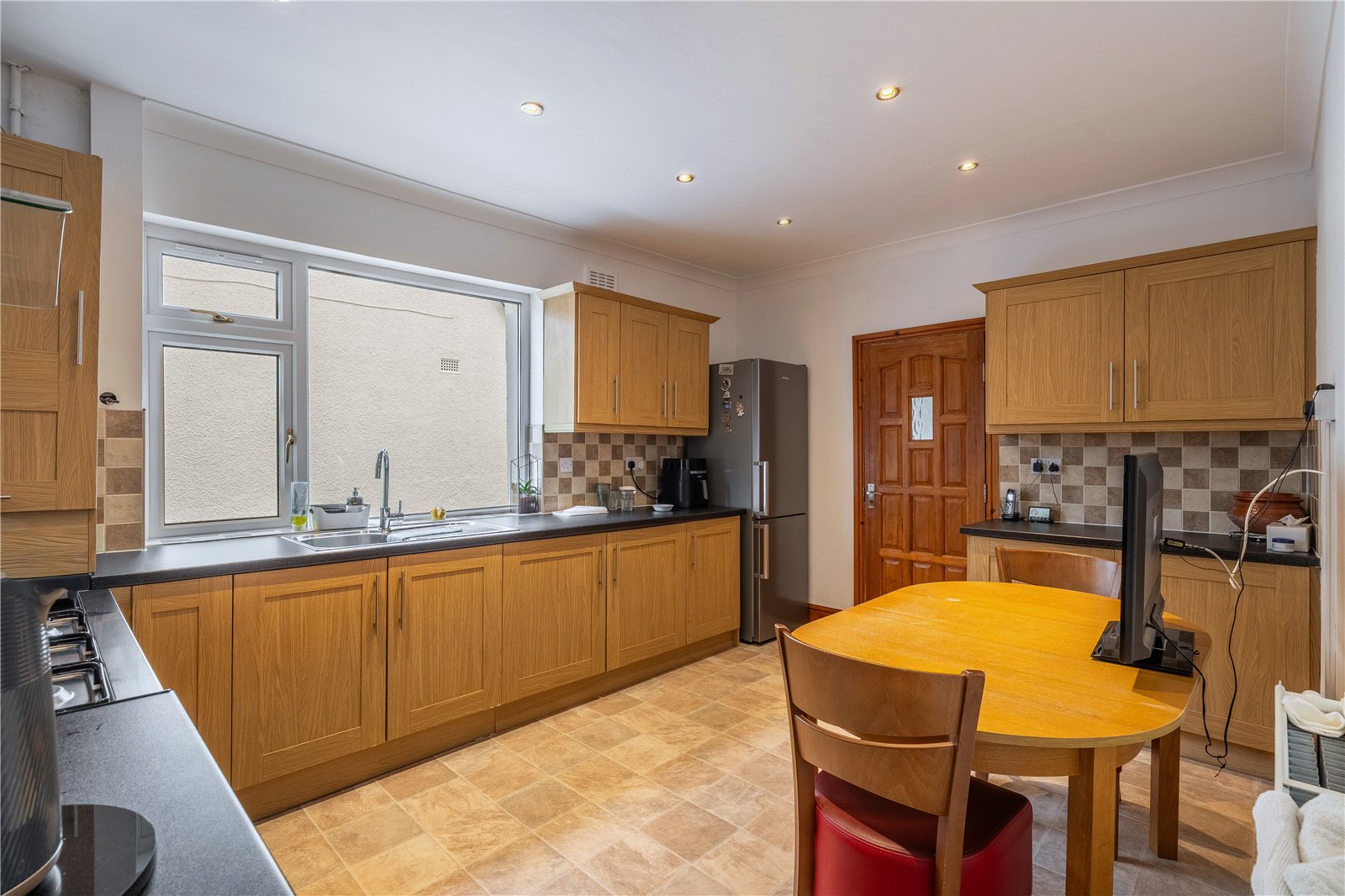 Windsor Avenue, Penn, Wolverhampton, WV4 - DB Roberts