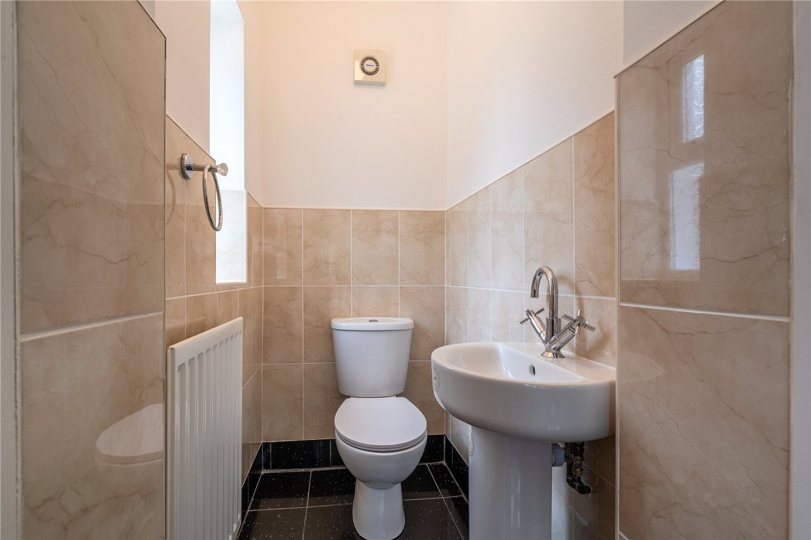 Windsor Avenue, Penn, Wolverhampton, WV4 - DB Roberts