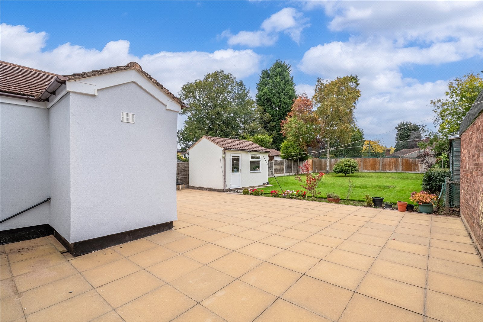 Windsor Avenue, Penn, Wolverhampton, WV4 - DB Roberts