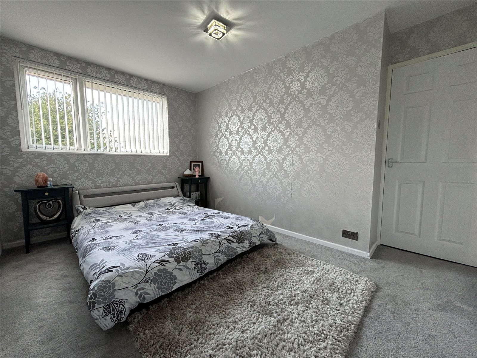 Springhill Crescent, Madeley, Telford, TF7 - DB Roberts