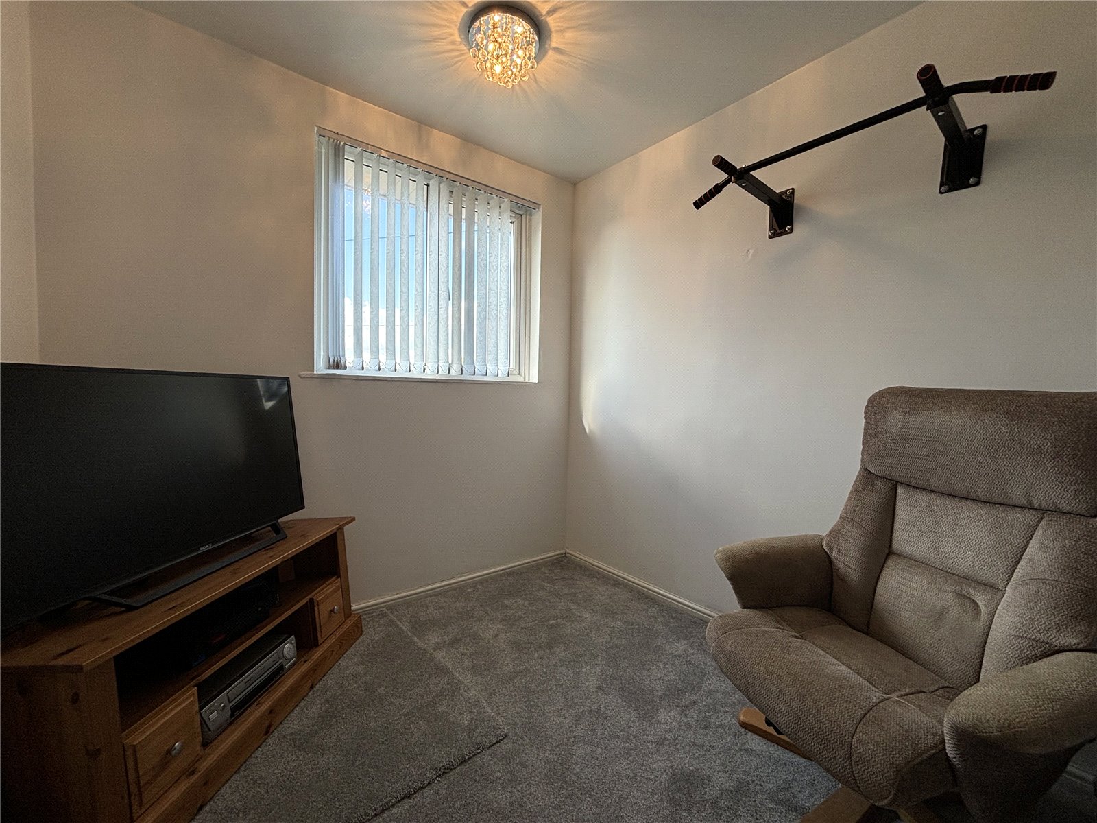 Springhill Crescent, Madeley, Telford, TF7 - DB Roberts
