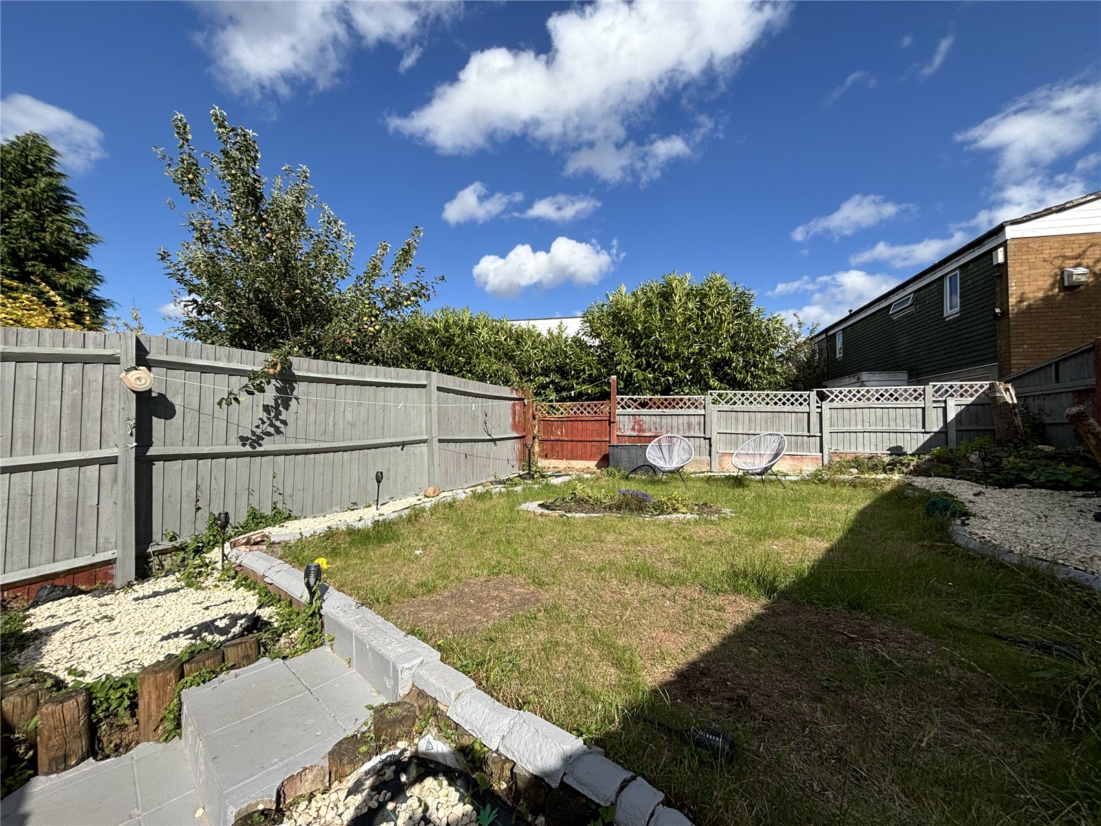 Springhill Crescent, Madeley, Telford, TF7 - DB Roberts