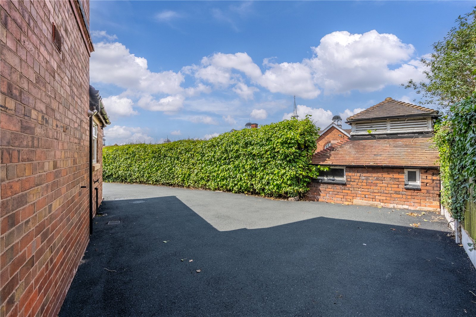 School Lane, Ketley, Telford, TF1 - DB Roberts