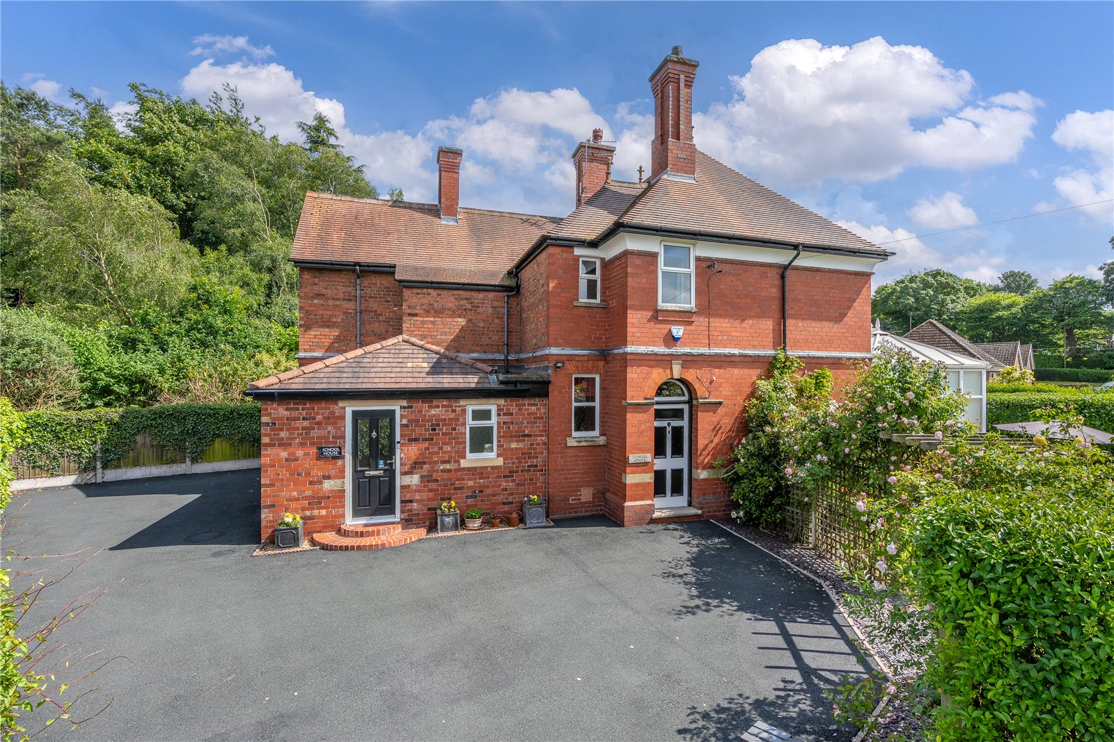 School Lane, Ketley, Telford, TF1 - DB Roberts