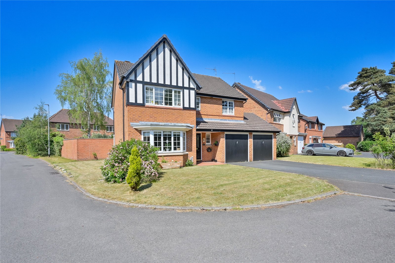 Savoureuse Drive, Stafford, Staffordshire, ST17 - DB Roberts