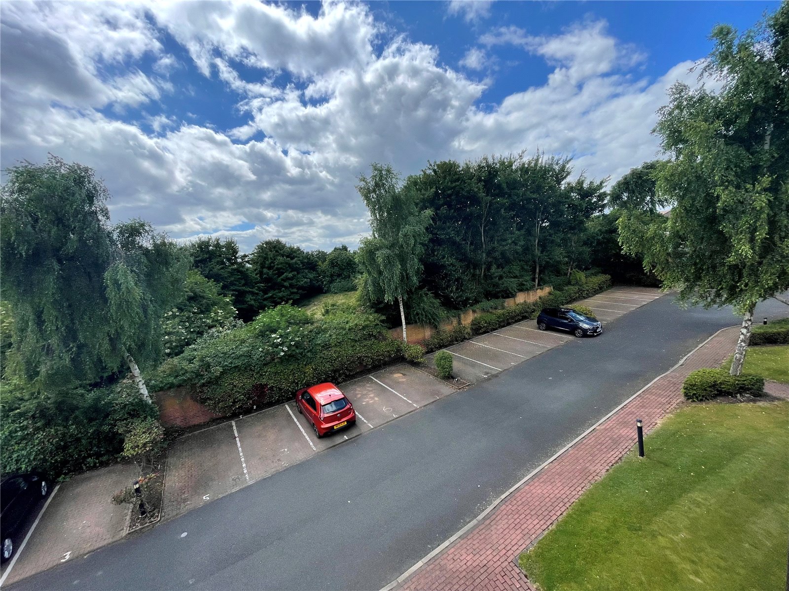 Essington Road, Willenhall, Walsall, WV12 - DB Roberts