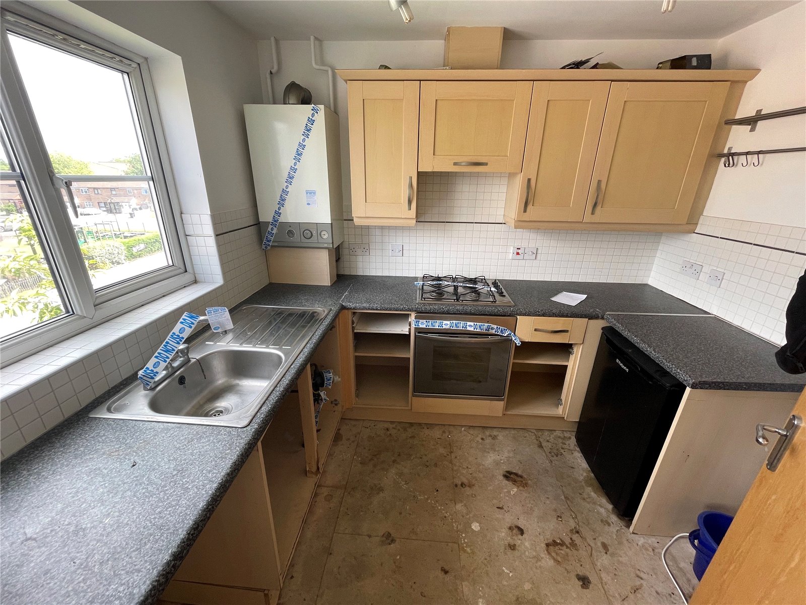 Essington Road, Willenhall, Walsall, WV12 - DB Roberts