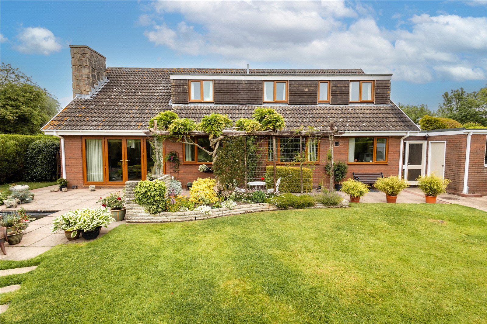 Rodington Heath, Rodington, Shrewsbury, SY4 - DB Roberts