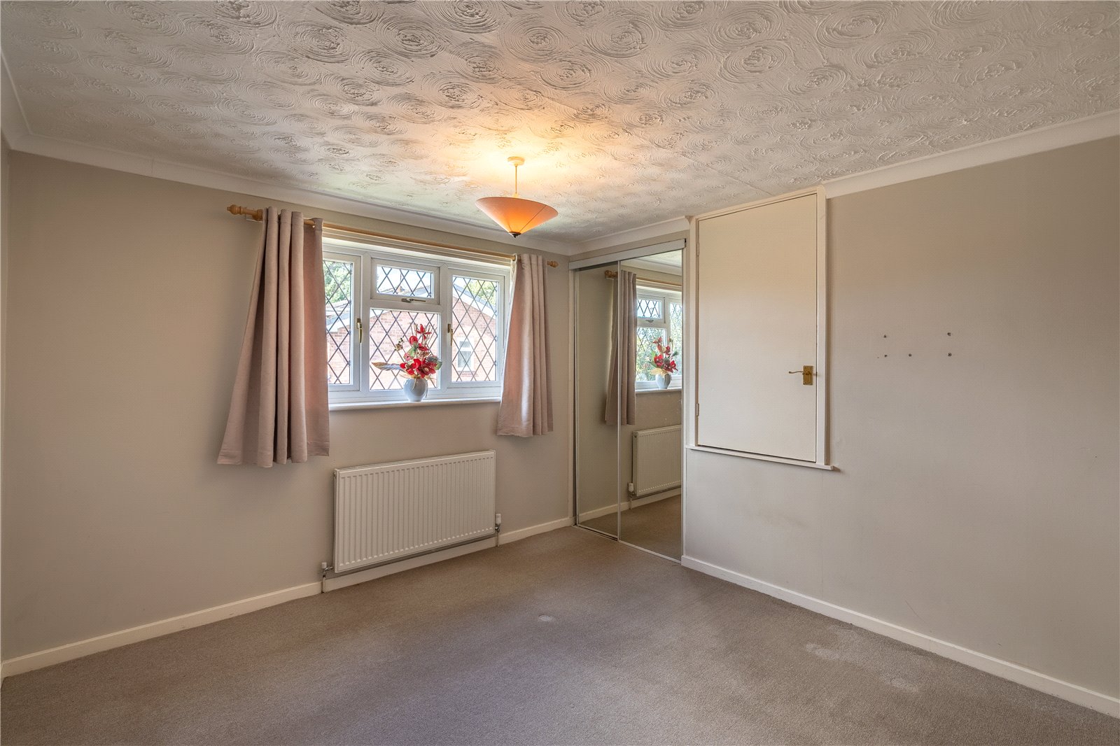 Speedwell Gardens, Featherstone, Wolverhampton, WV10 - DB Roberts