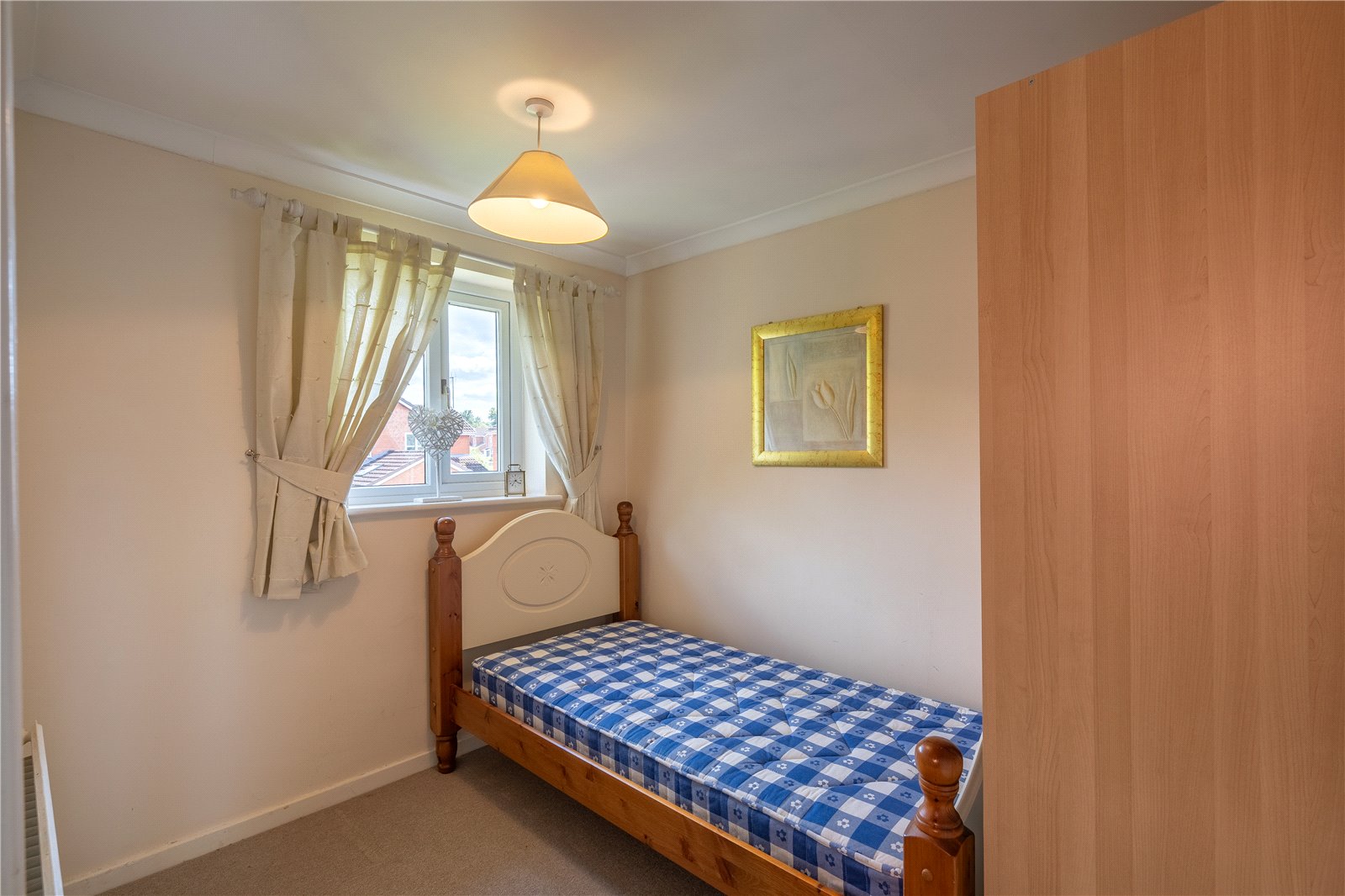 Speedwell Gardens, Featherstone, Wolverhampton, WV10 - DB Roberts