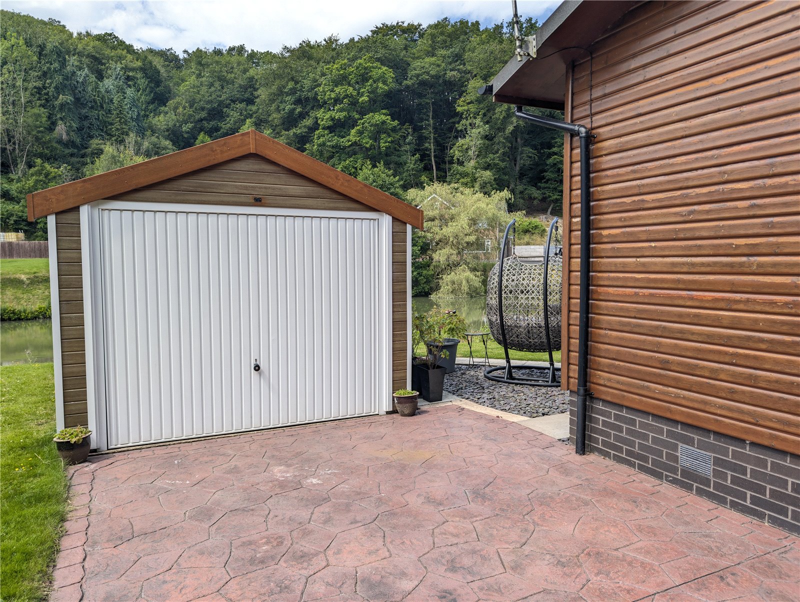 The Lodge, 1 Lake View, Buildwas, TF8 - DB Roberts