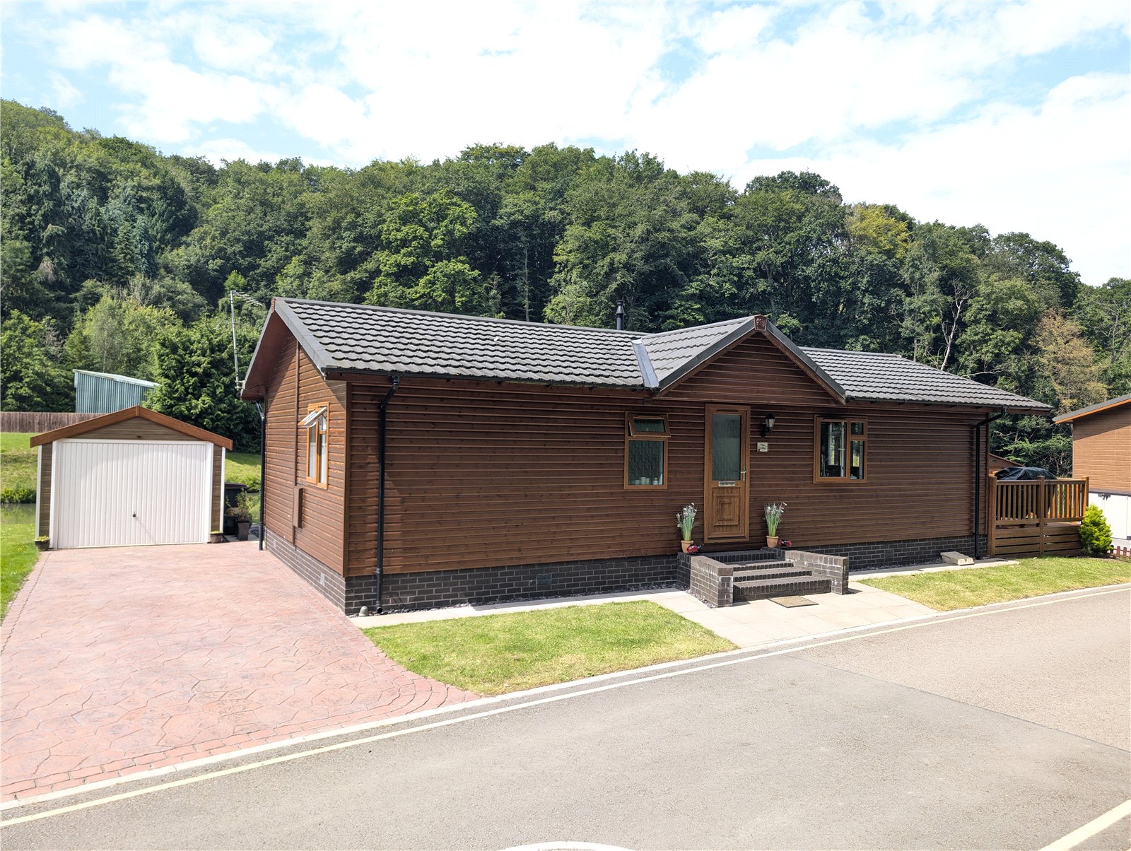 The Lodge, 1 Lake View, Buildwas, TF8 - DB Roberts