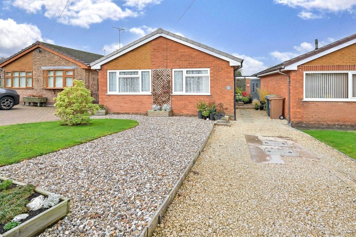 Highfield Road, Hixon, Stafford, ST18 - DB Roberts