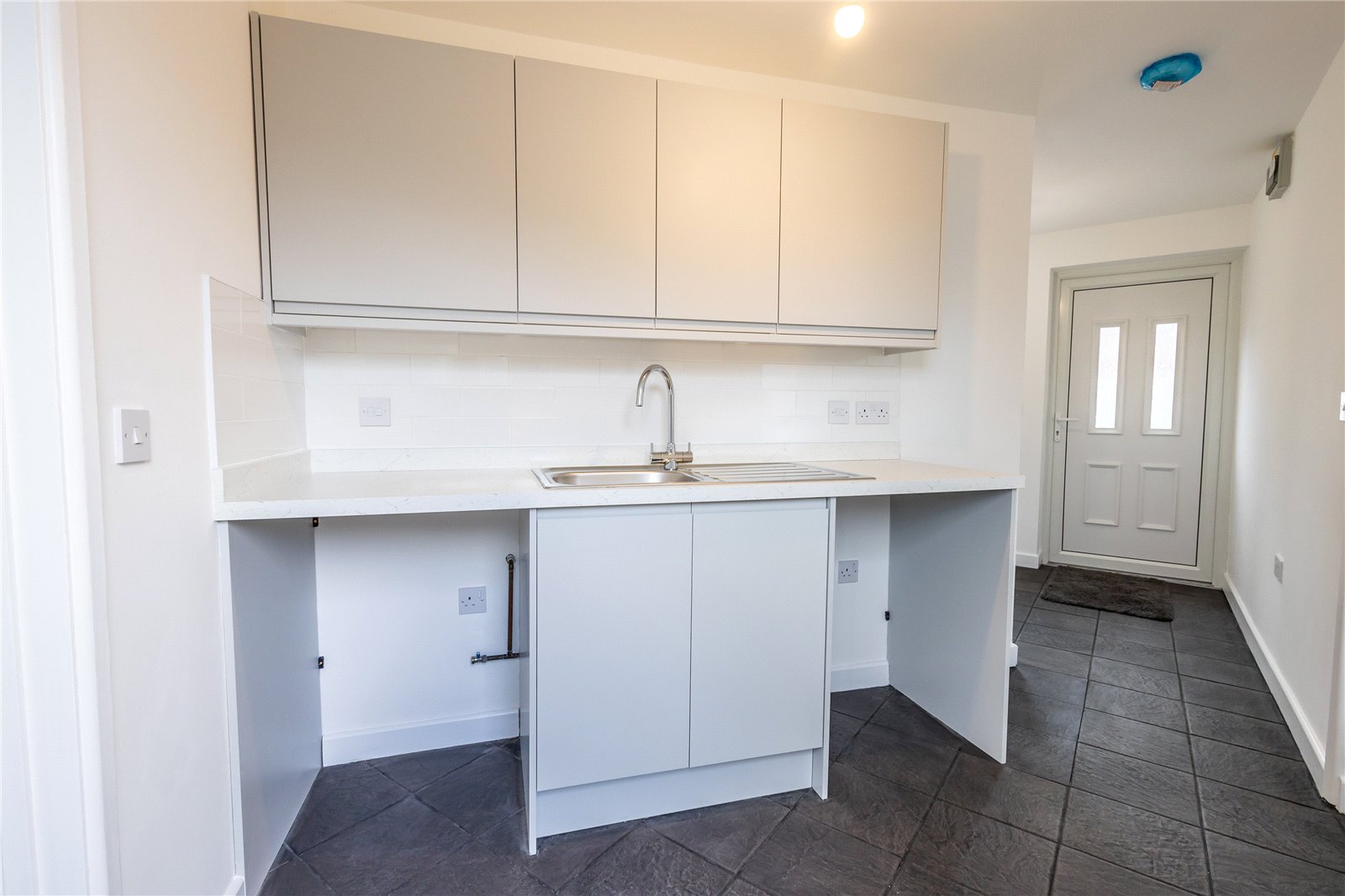 Broomfield Road, Admaston, Telford, TF5 - DB Roberts