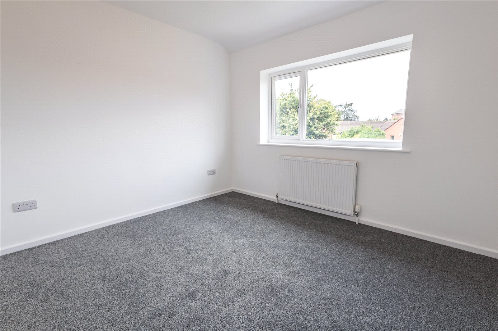 Broomfield Road, Admaston, Telford, TF5 - DB Roberts