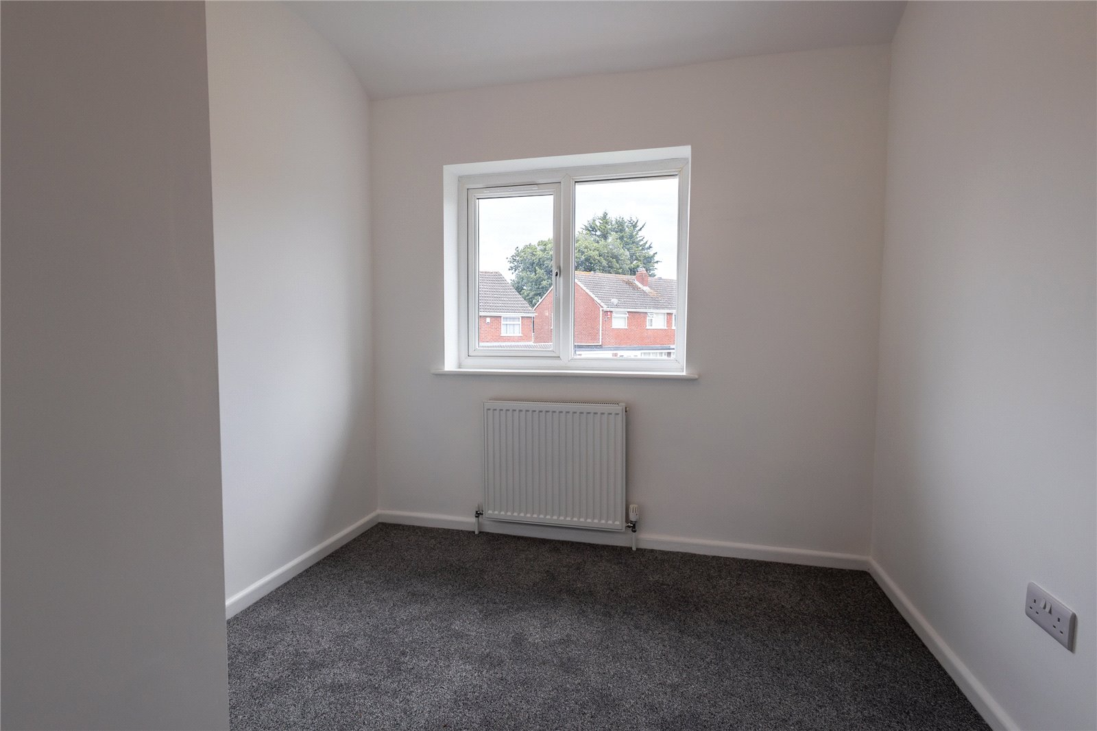 Broomfield Road, Admaston, Telford, TF5 - DB Roberts