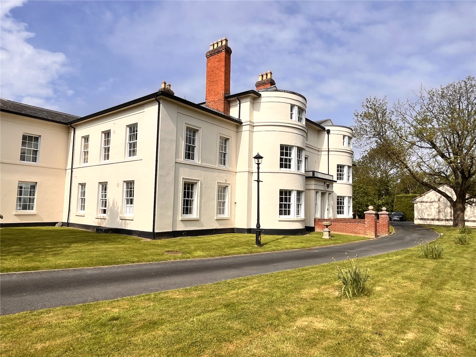 2 Bedroom Apartment For Sale In Holyhead Road, Bicton, Shrewsbury, SY3