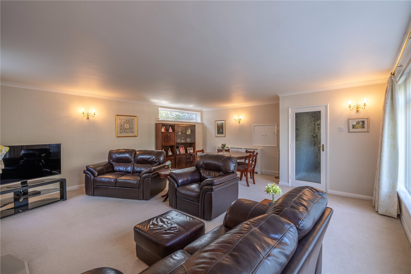 Flat 1 Horsehills House, 2 Horsehills Drive, Wolverhampton, WV3 - DB Roberts