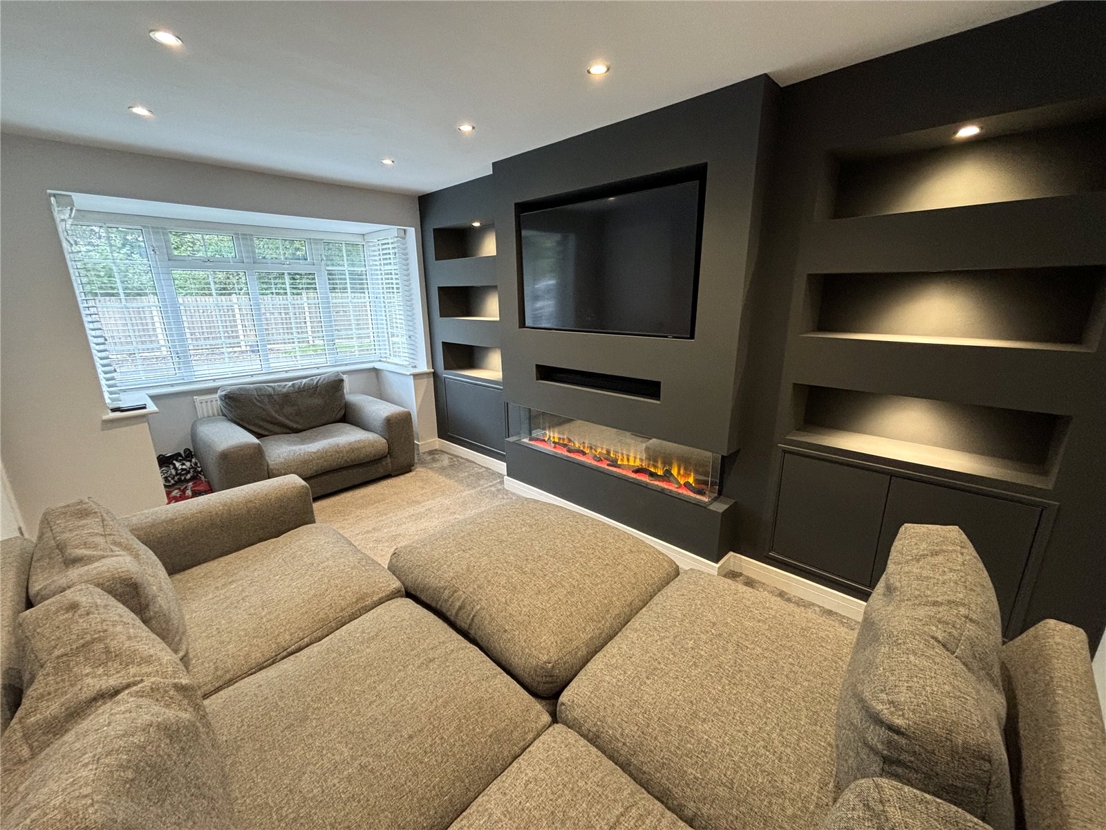 Warwick Way, Leegomery, Telford, TF1 - DB Roberts