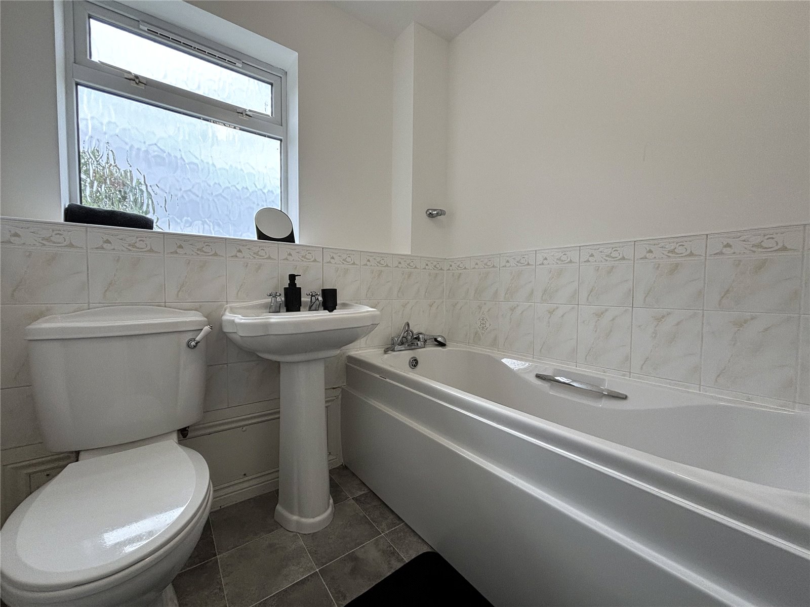 Warwick Way, Leegomery, Telford, TF1 - DB Roberts