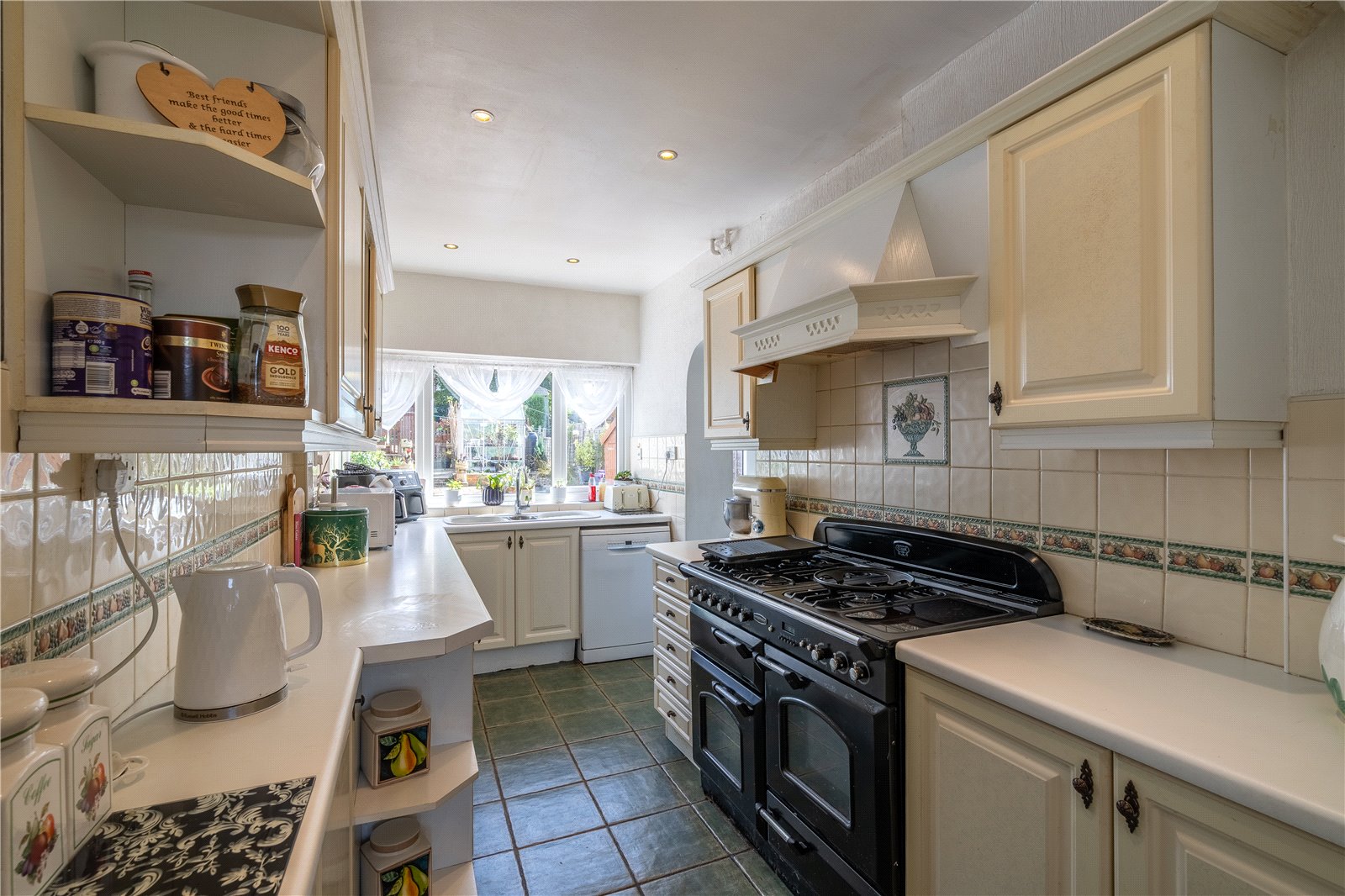 Lytton Avenue, Penn, Wolverhampton, WV4 - DB Roberts
