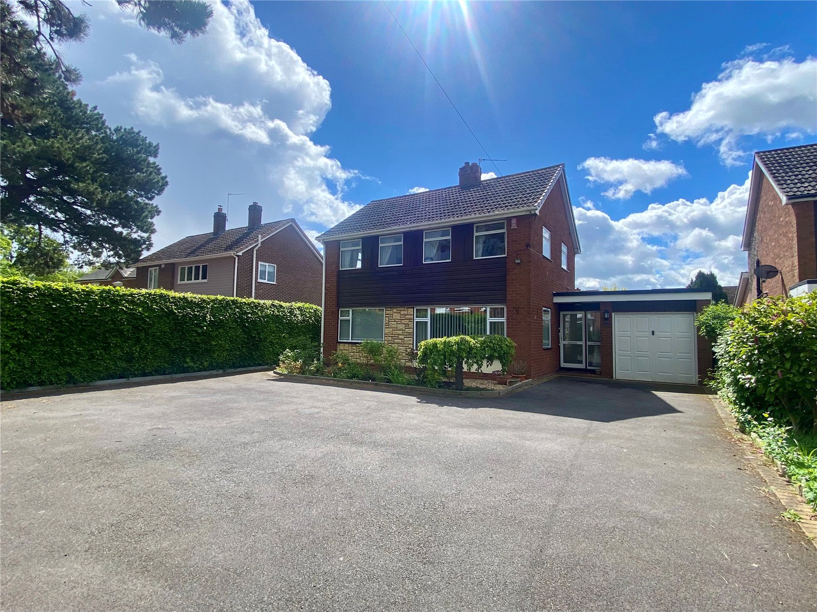 Albert Road, Wellington, Telford, TF1 - DB Roberts