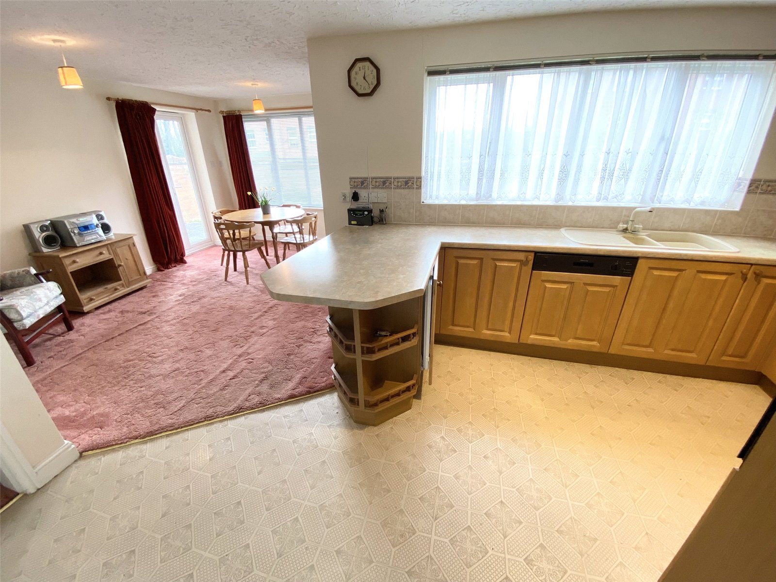 Westcroft Walk, Priorslee, Telford, TF2 - DB Roberts