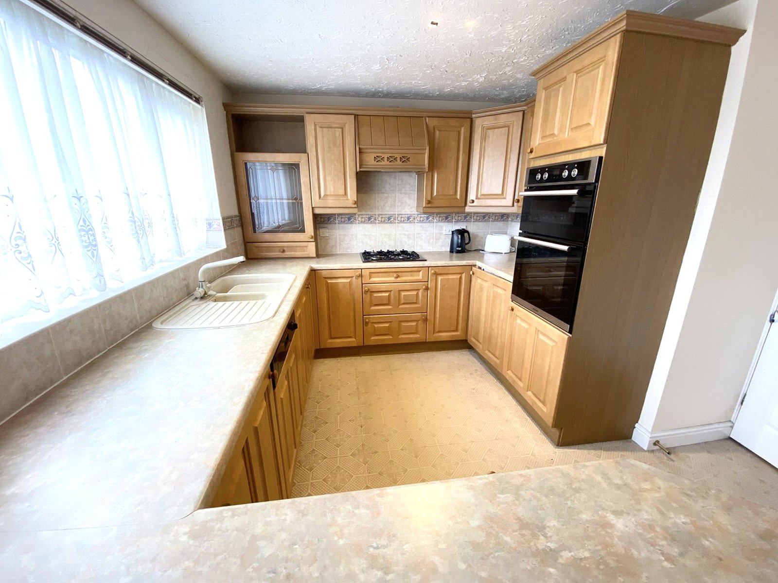 Westcroft Walk, Priorslee, Telford, TF2 - DB Roberts