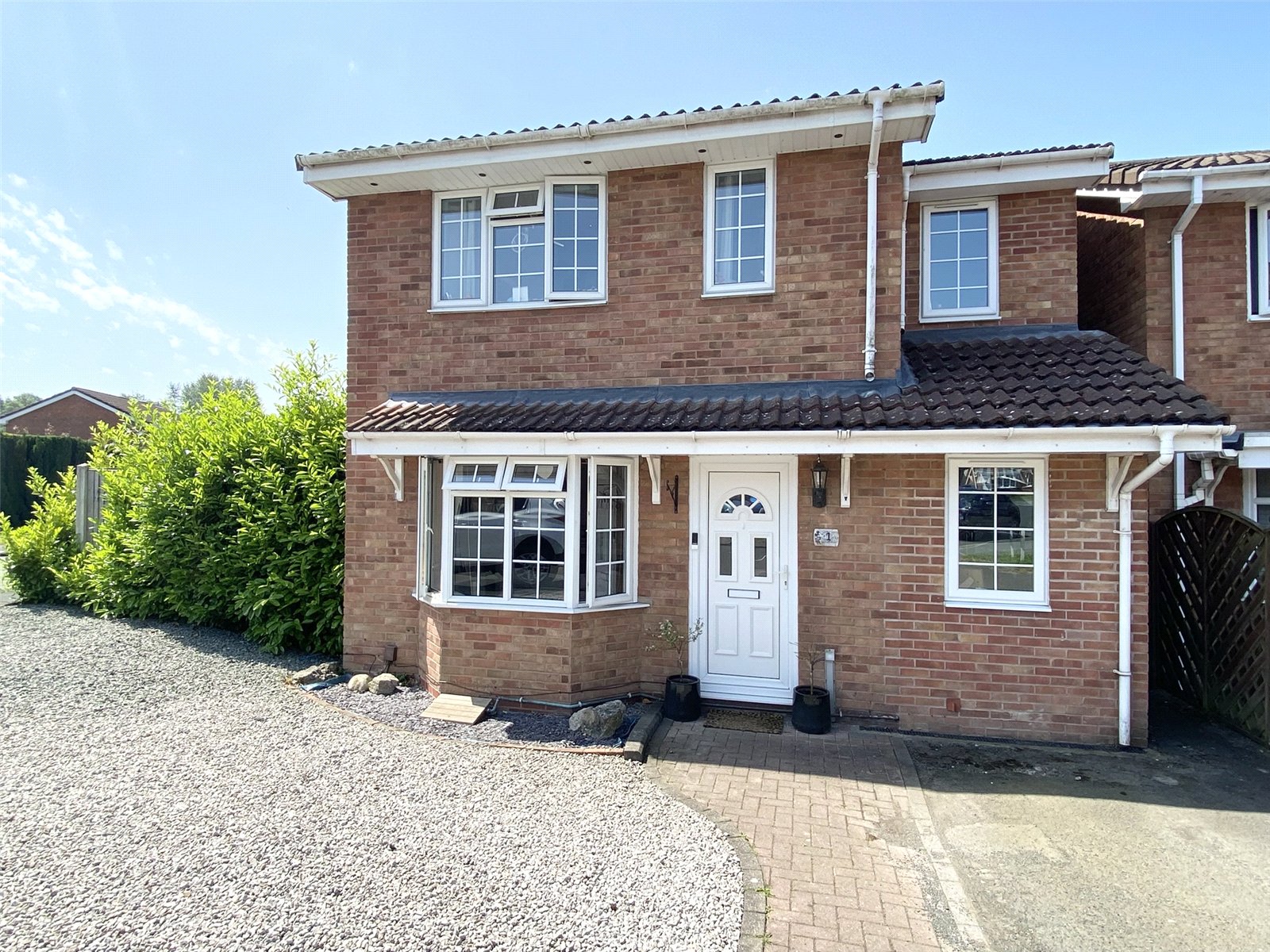 Oleander Close, The Rock, Telford, TF3 - DB Roberts