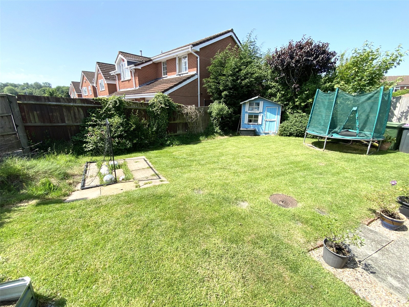 Oleander Close, The Rock, Telford, TF3 - DB Roberts