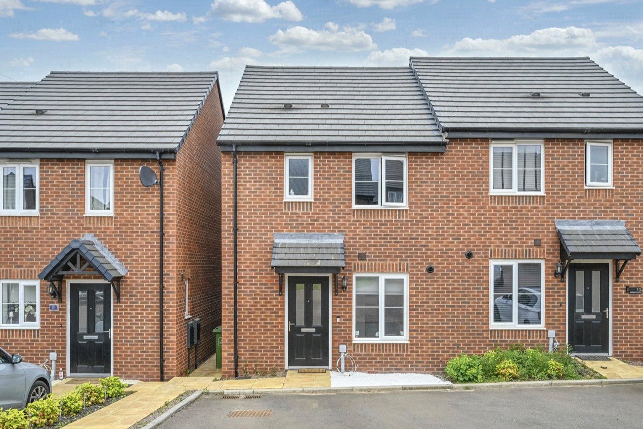 Middleham Avenue, Castlefields, Stafford, ST16 - DB Roberts