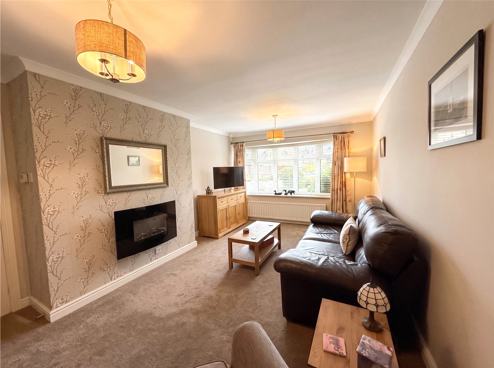 Alverley Close, Wellington, Telford, TF1 - DB Roberts