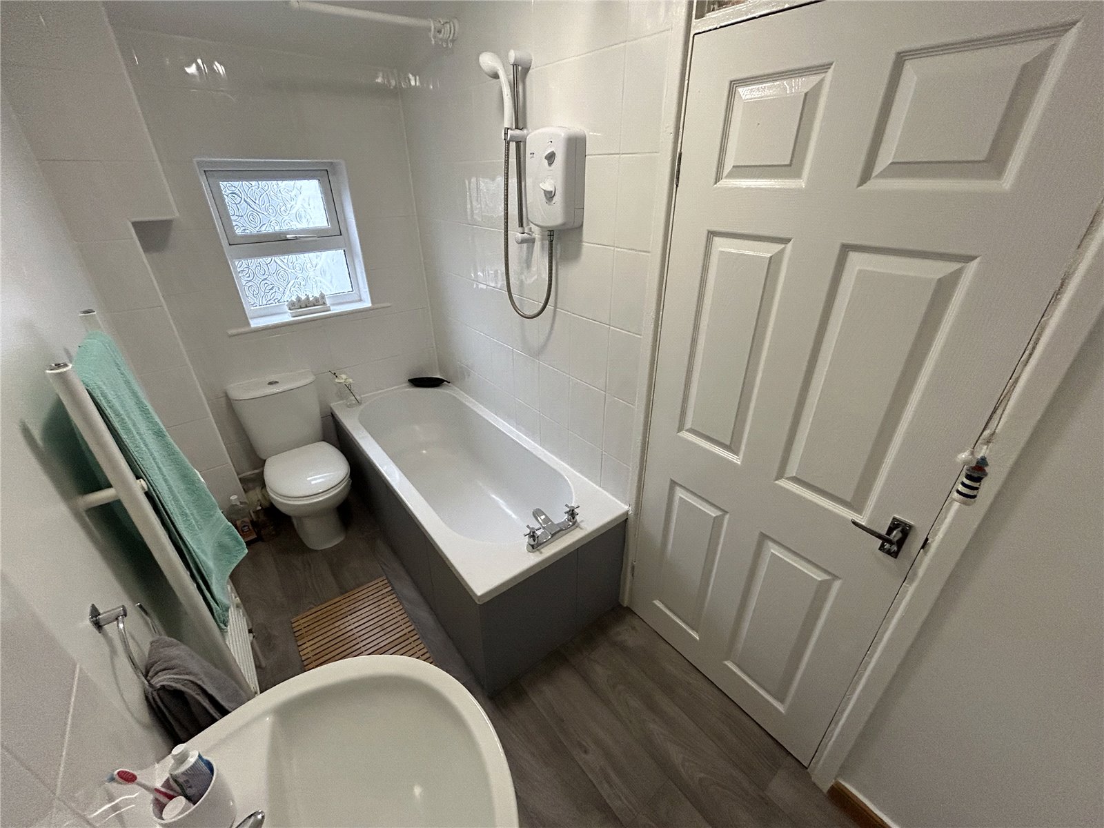 Hollyhurst Road, Wrockwardine Wood, Telford, TF2 - DB Roberts