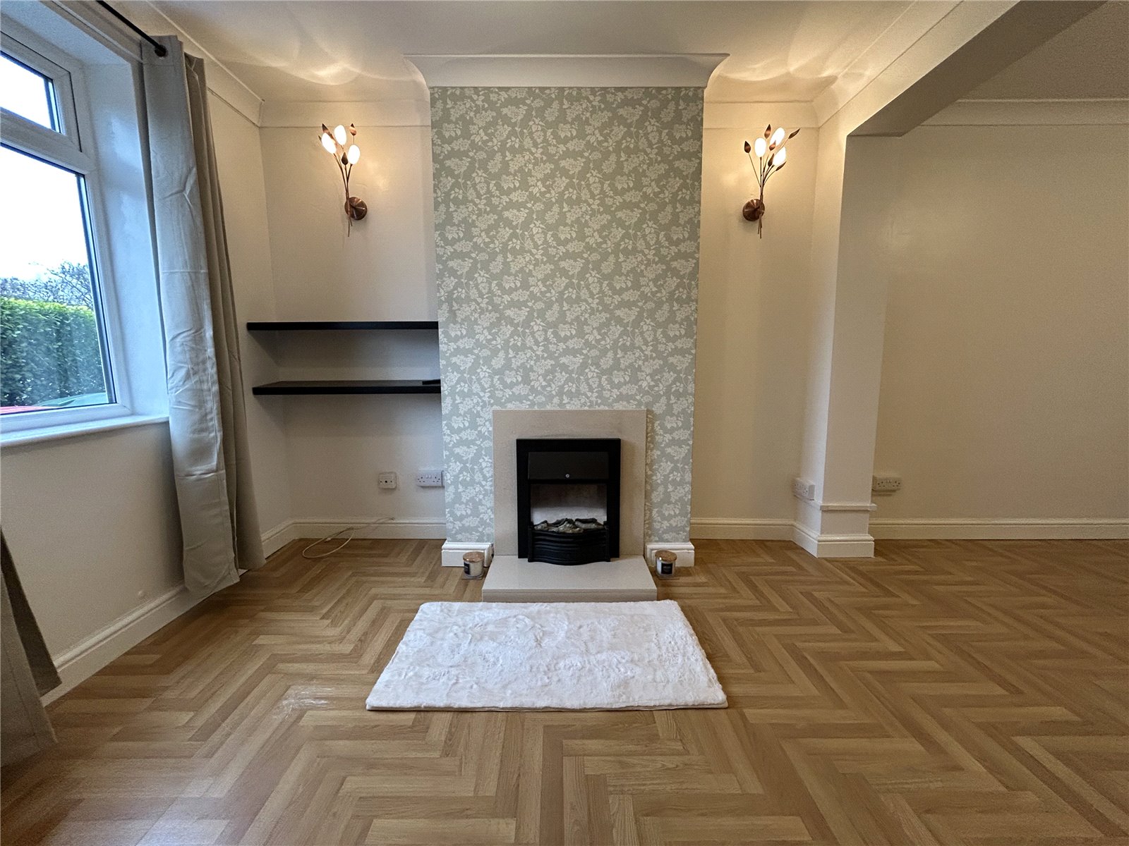 Hollyhurst Road, Wrockwardine Wood, Telford, TF2 - DB Roberts