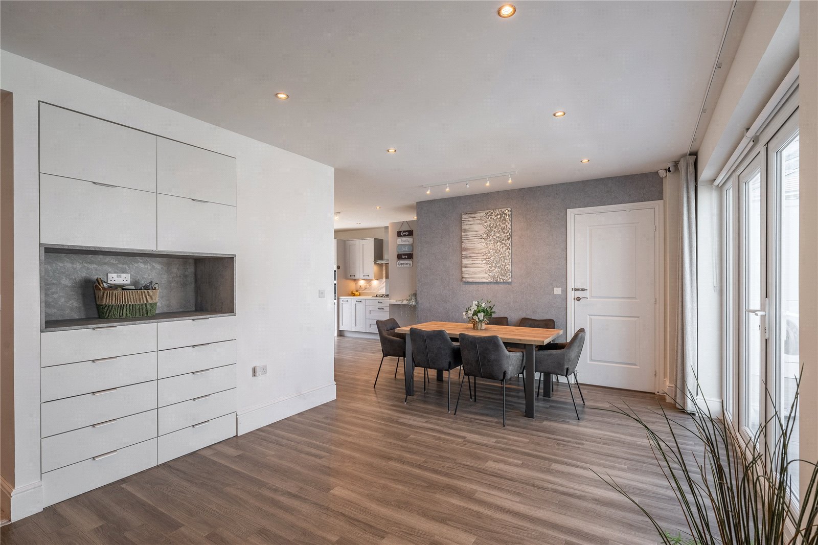 Alfred Nock Drive, Priorslee, Telford, TF2 - DB Roberts