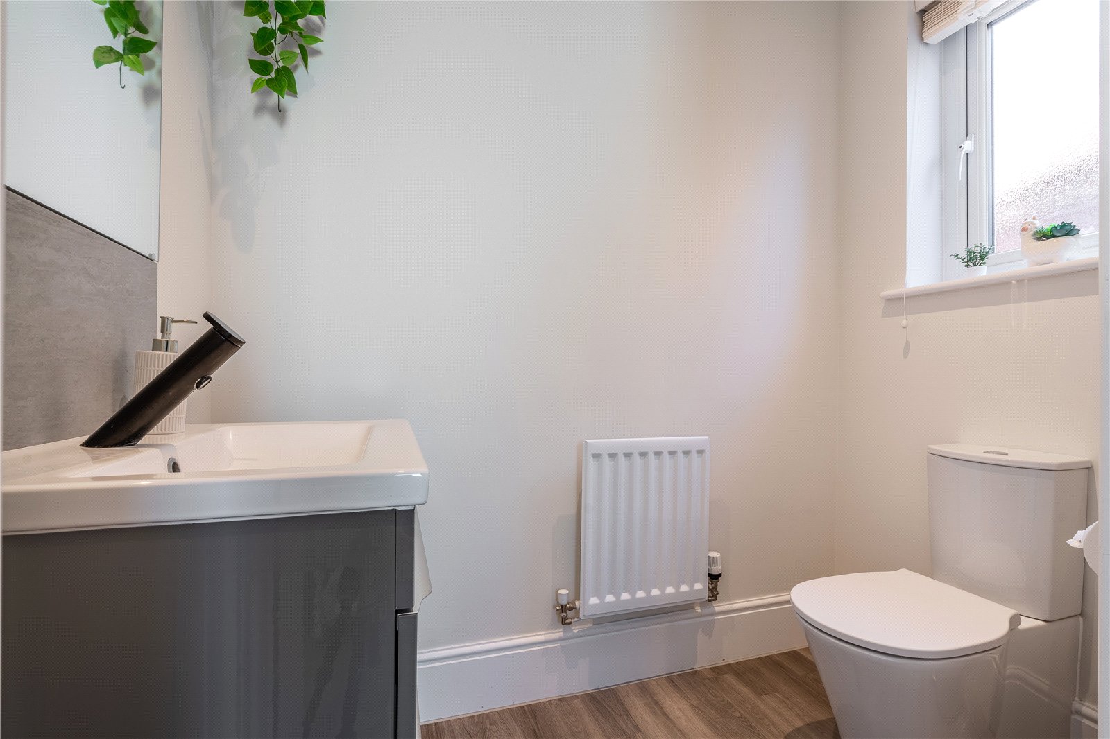 Alfred Nock Drive, Priorslee, Telford, TF2 - DB Roberts