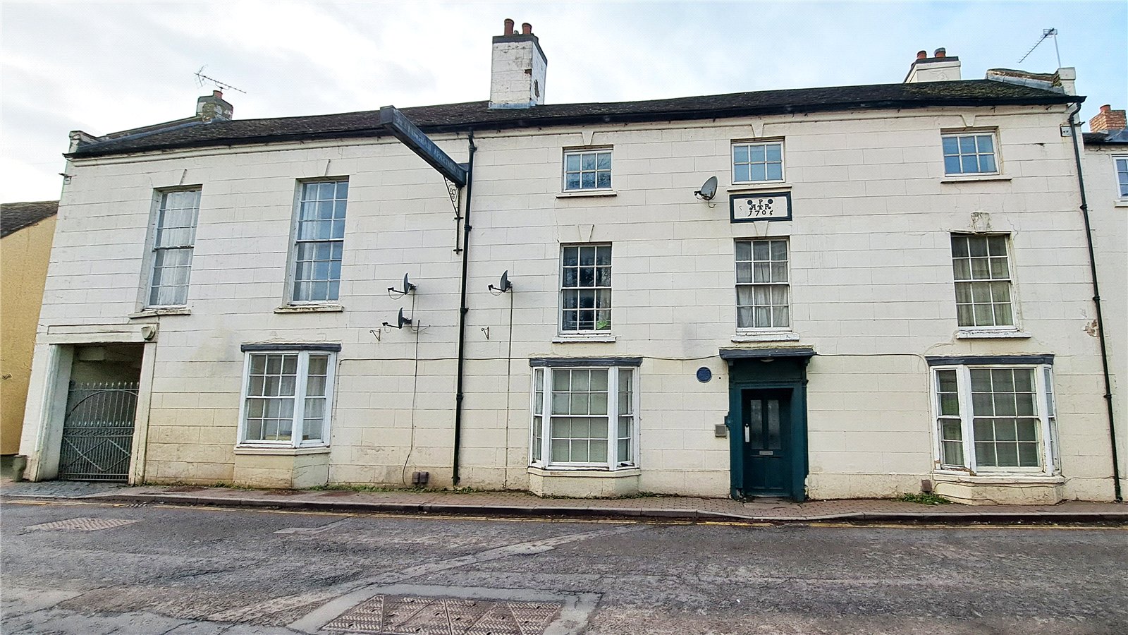 The Jerningham, 10 Park Street, Shifnal, TF11 - DB Roberts