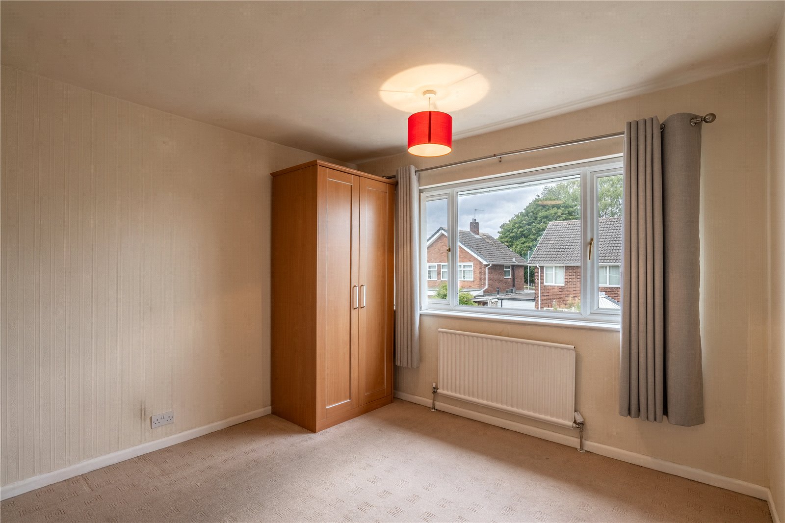 Taunton Avenue, Fordhouses, Wolverhampton, WV10 - DB Roberts