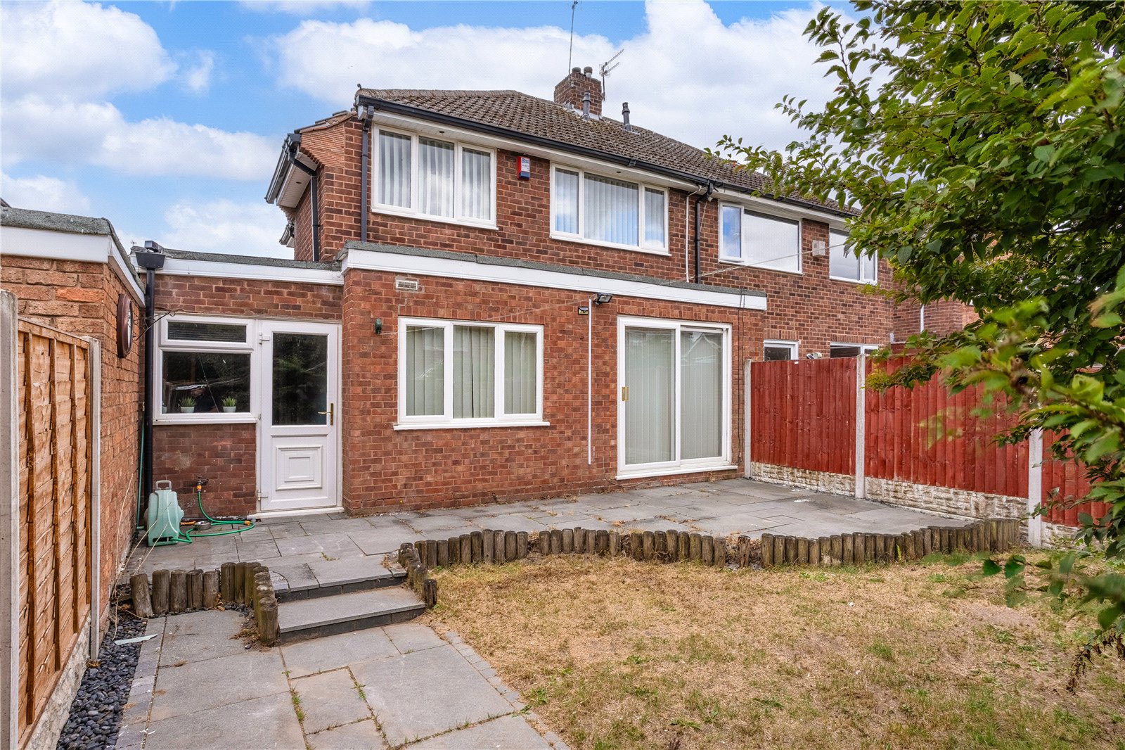 Taunton Avenue, Fordhouses, Wolverhampton, WV10 - DB Roberts