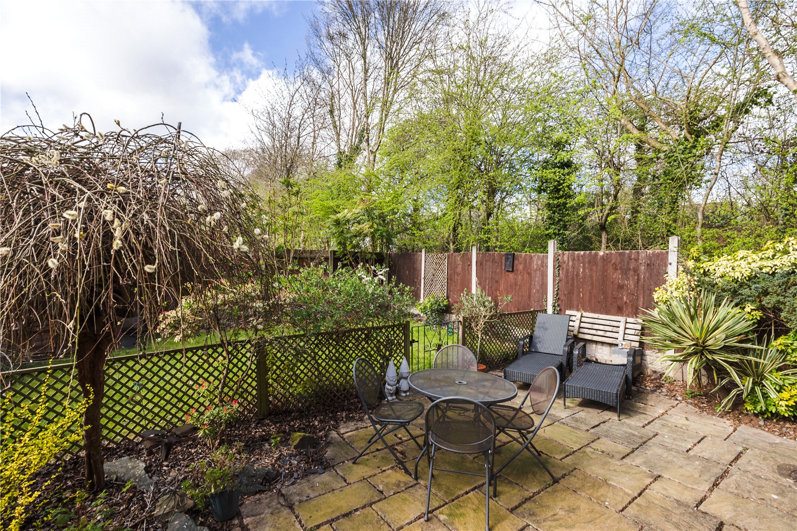 Camellia Drive, Priorslee, Telford, TF2 - DB Roberts