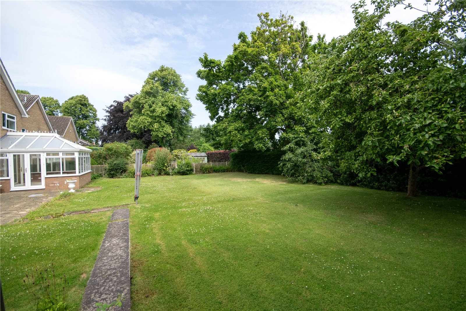 Fairlawn Avenue, Meole Village, Shrewsbury, SY3 - DB Roberts