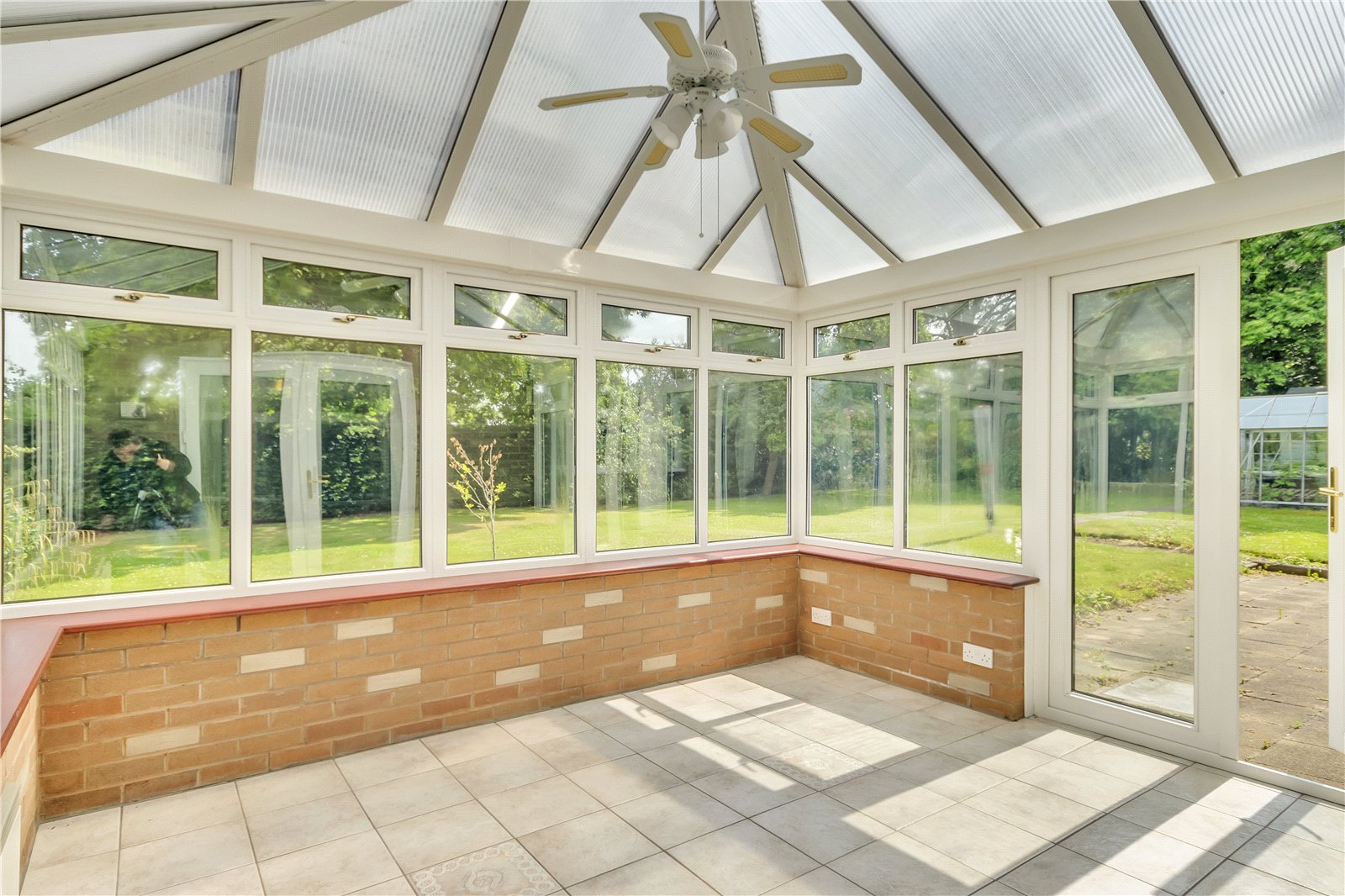 Fairlawn Avenue, Meole Village, Shrewsbury, SY3 - DB Roberts