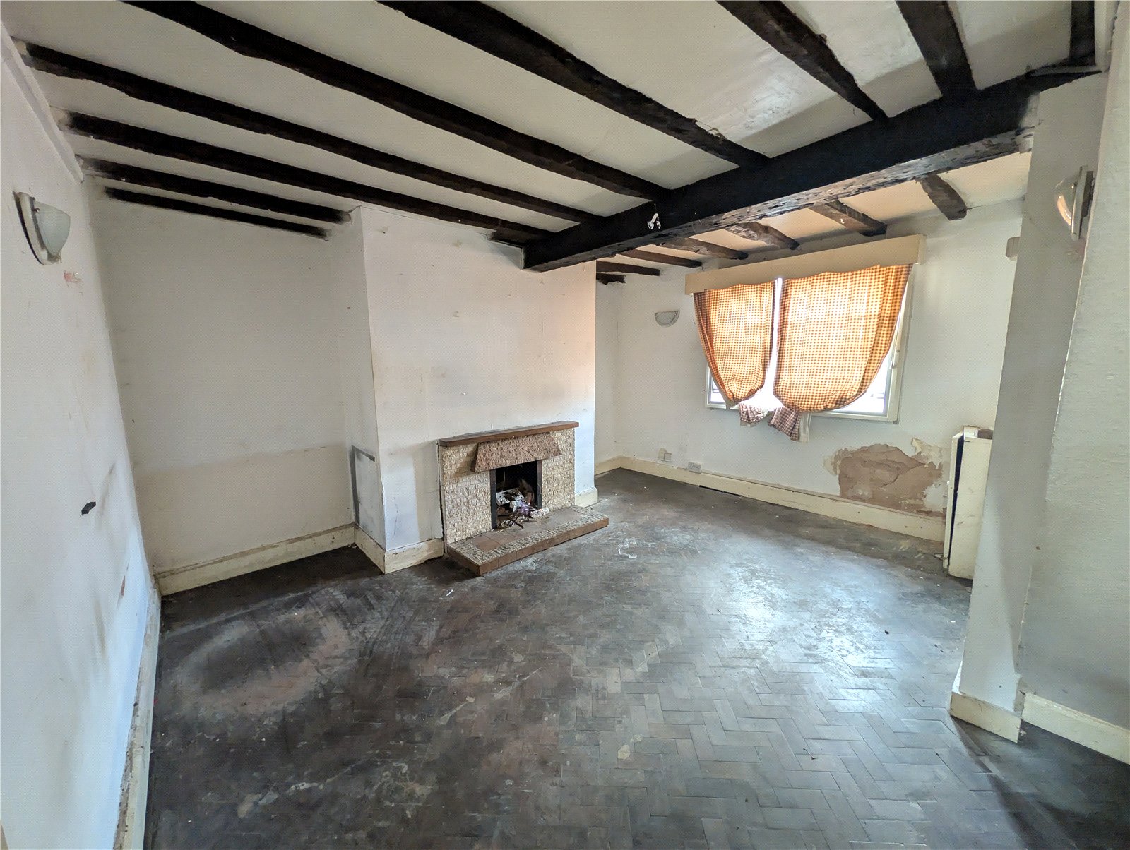Vineyard Road, Wellington, Telford, TF1 - DB Roberts